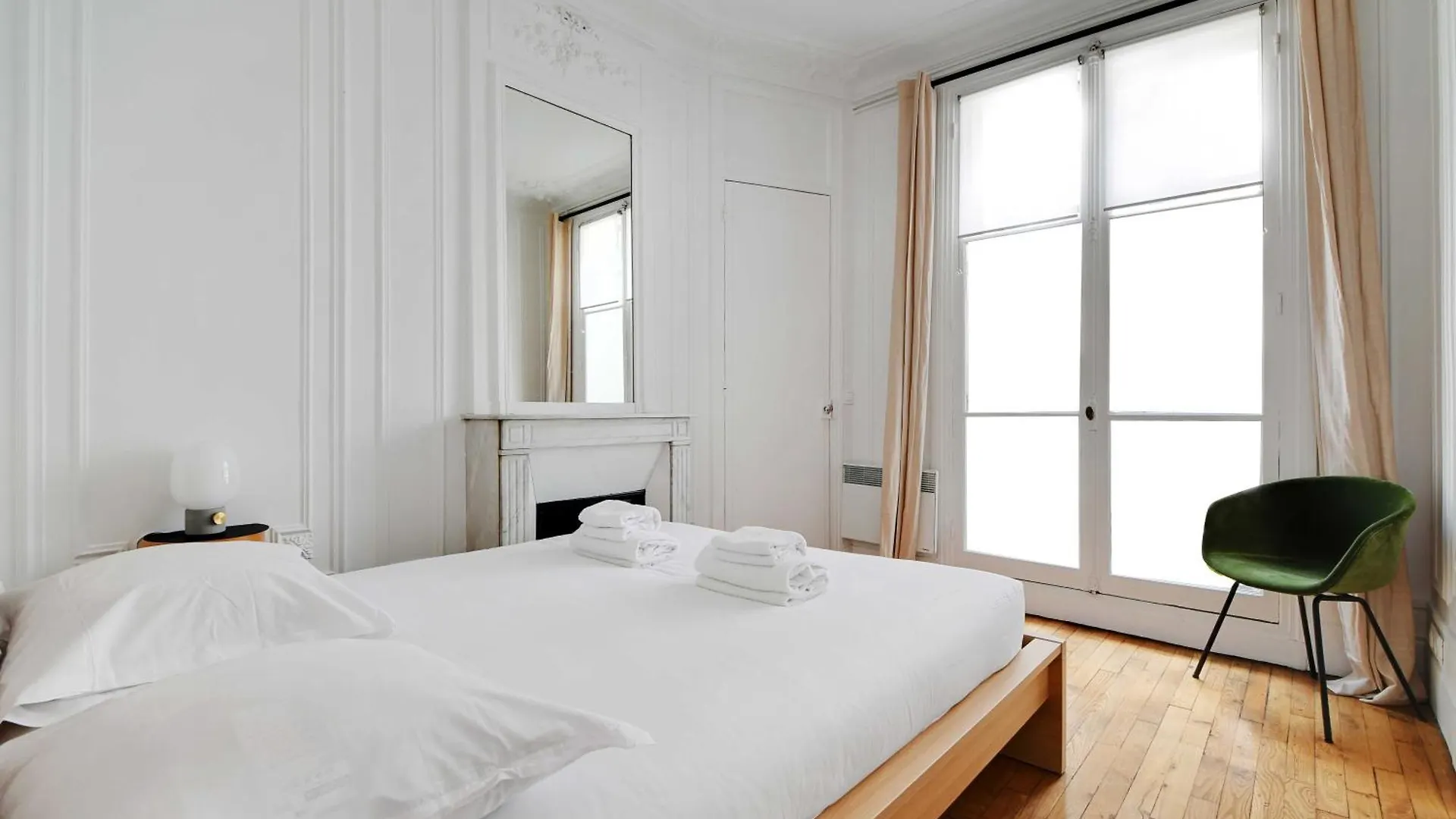 Elegant And Modern 3bd 6p - Eiffel Tower